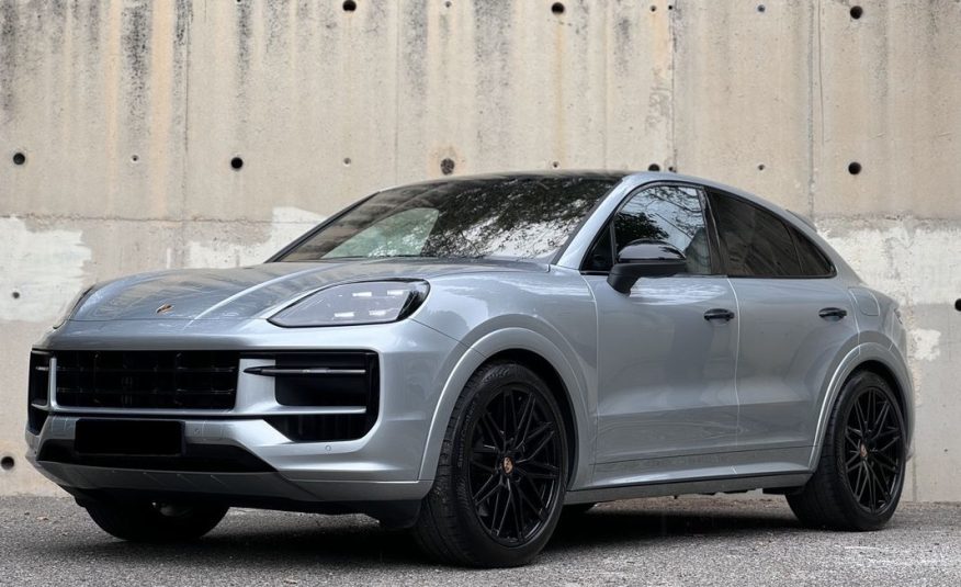Porsche Cayenne Coupe 3.0 V6 470ch E-Hybrid – Sport Design -Attelage