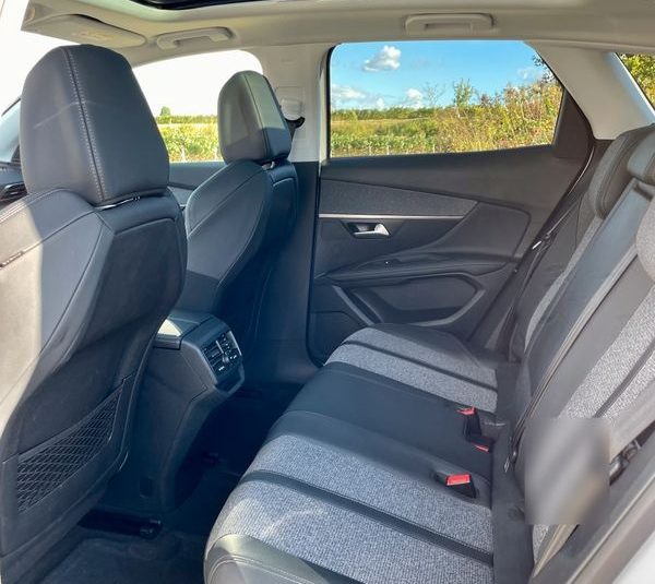 Peugeot 3008 Allure Business BlueHDI 130 S&S EAT8